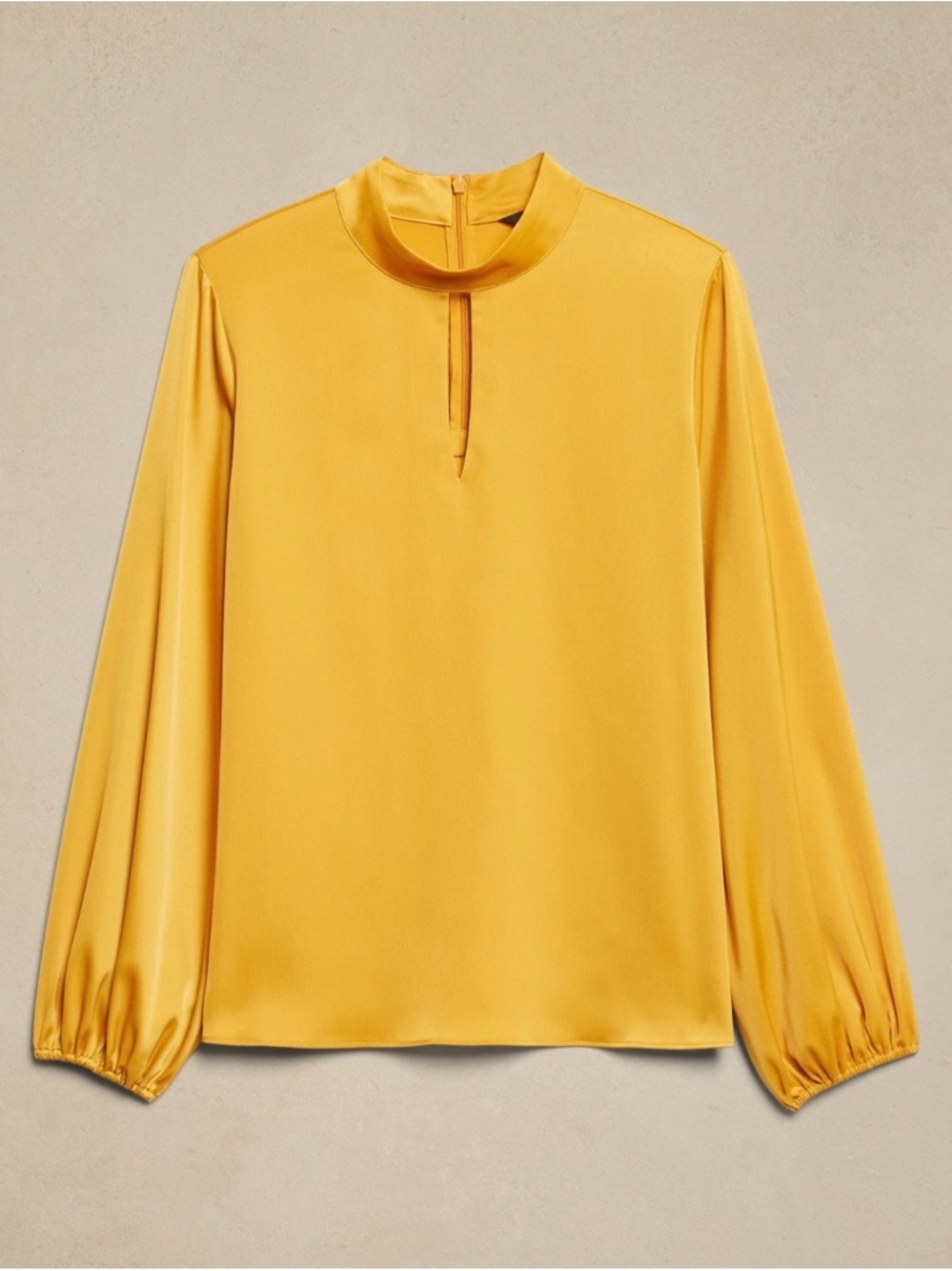 NWT Banana Republic Size M Yellow Satin Mock Neck Zip Solid Blouse
Top